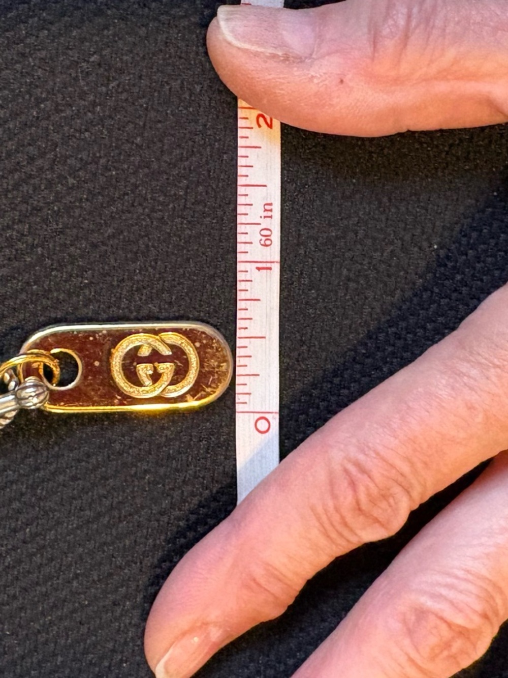 Authentic Gucci gold  charm with 19" unbranded toggle chain - Picture 6 of 8